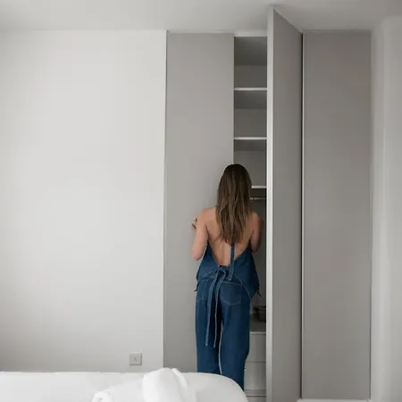 Themelio Living 2-bed Centre