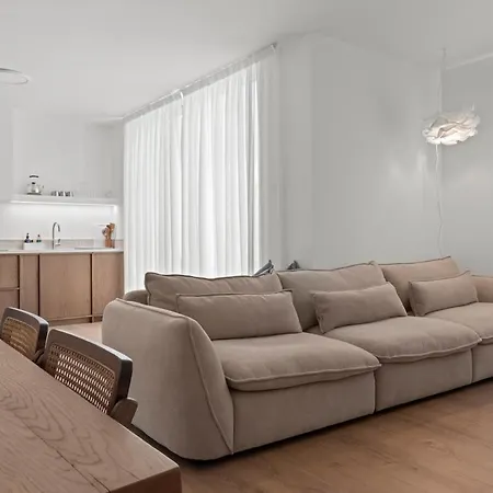 Apartment Themelio Living 2-bed Centre Nicosia