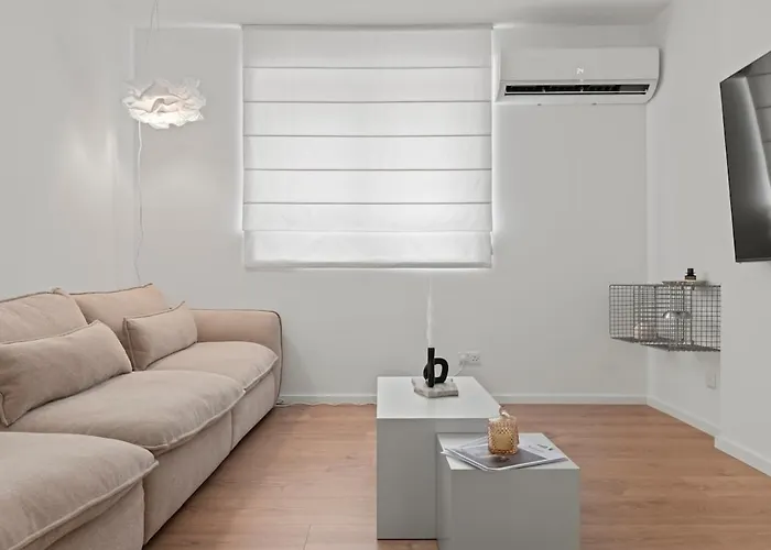 Apartamento Themelio Living 2-bed Centre