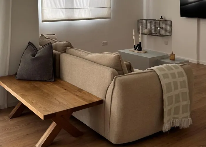 Apartamento Themelio Living 2-bed Centre