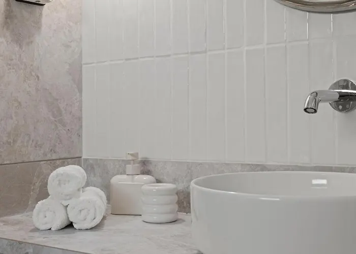 Apartamento Themelio Living 2-bed Centre Nicosia