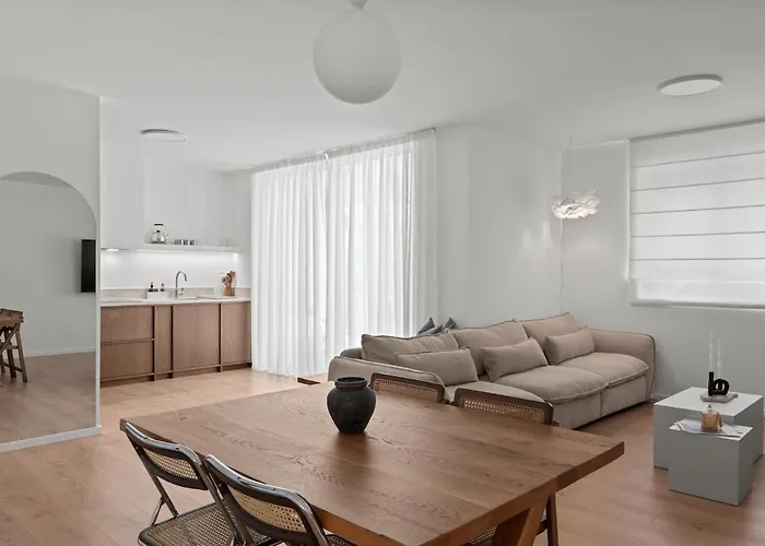 Apartamento Themelio Living 2-bed Centre *